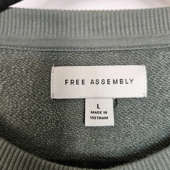 Large Free Assembly Green Puff Sleeve Sweater Dress - Picture 3 of 8